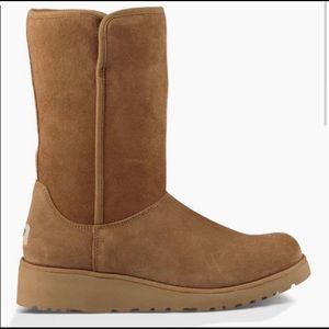 Tan Girl Amie Uggs